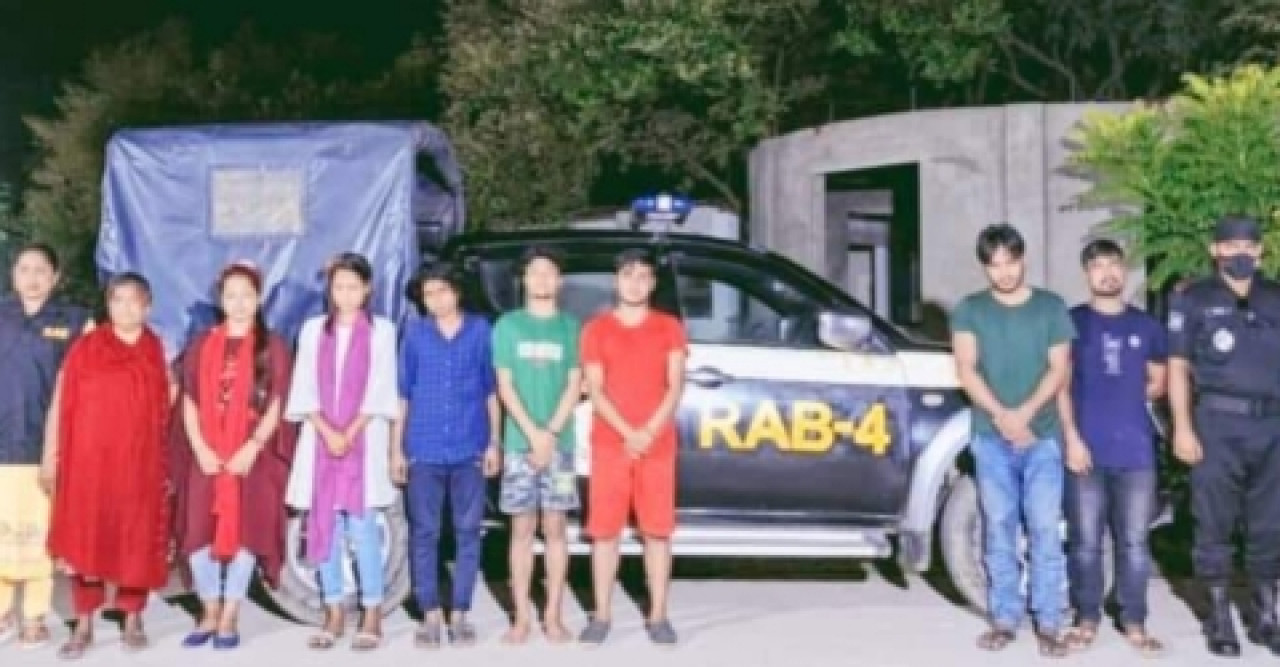 আশুলিয়া প্রতারক চক্রের মুলহোতাসহ গ্রেফতার ৮