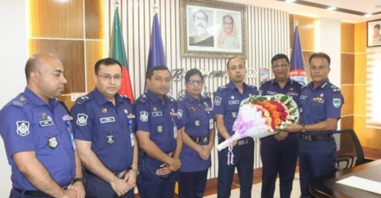 রেঞ্জ ডিআইজির সাথে পুলিশ সুপারের সৌজন্য সাক্ষাৎ